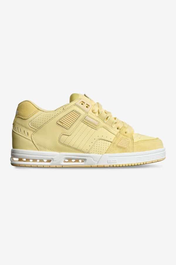 Tenis Globe